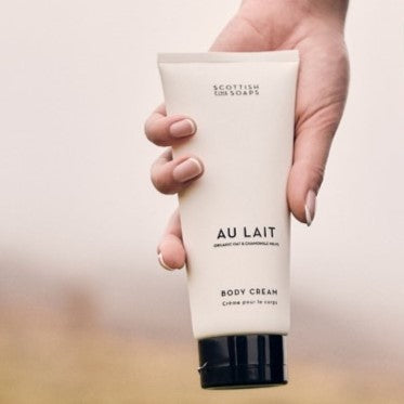 Au Lait Body Butter 200 ml Tube