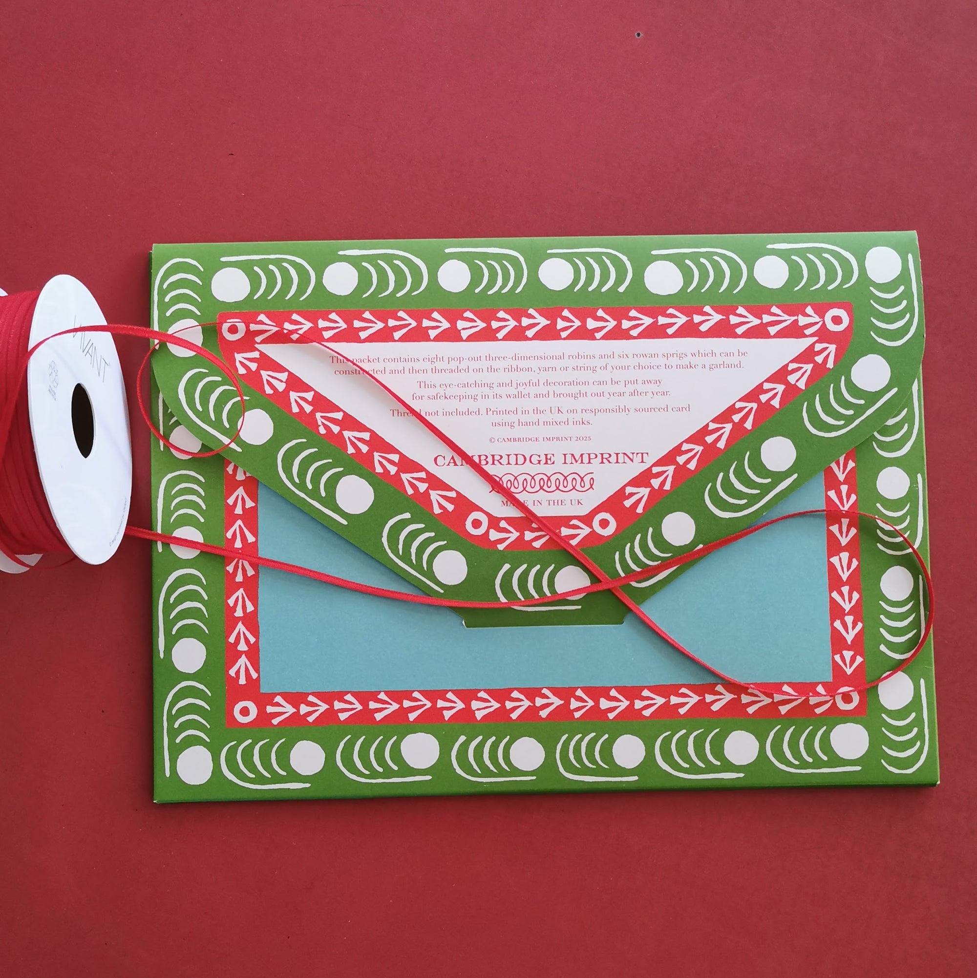 Robin und Rowan Girlande von Cambridge Imprint